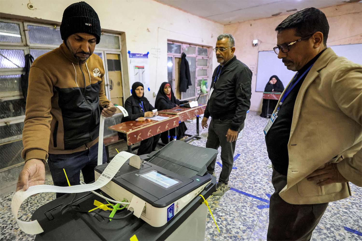 Voting took place on Monday in 15 of Iraq's 18 provinces to select 285 council members 