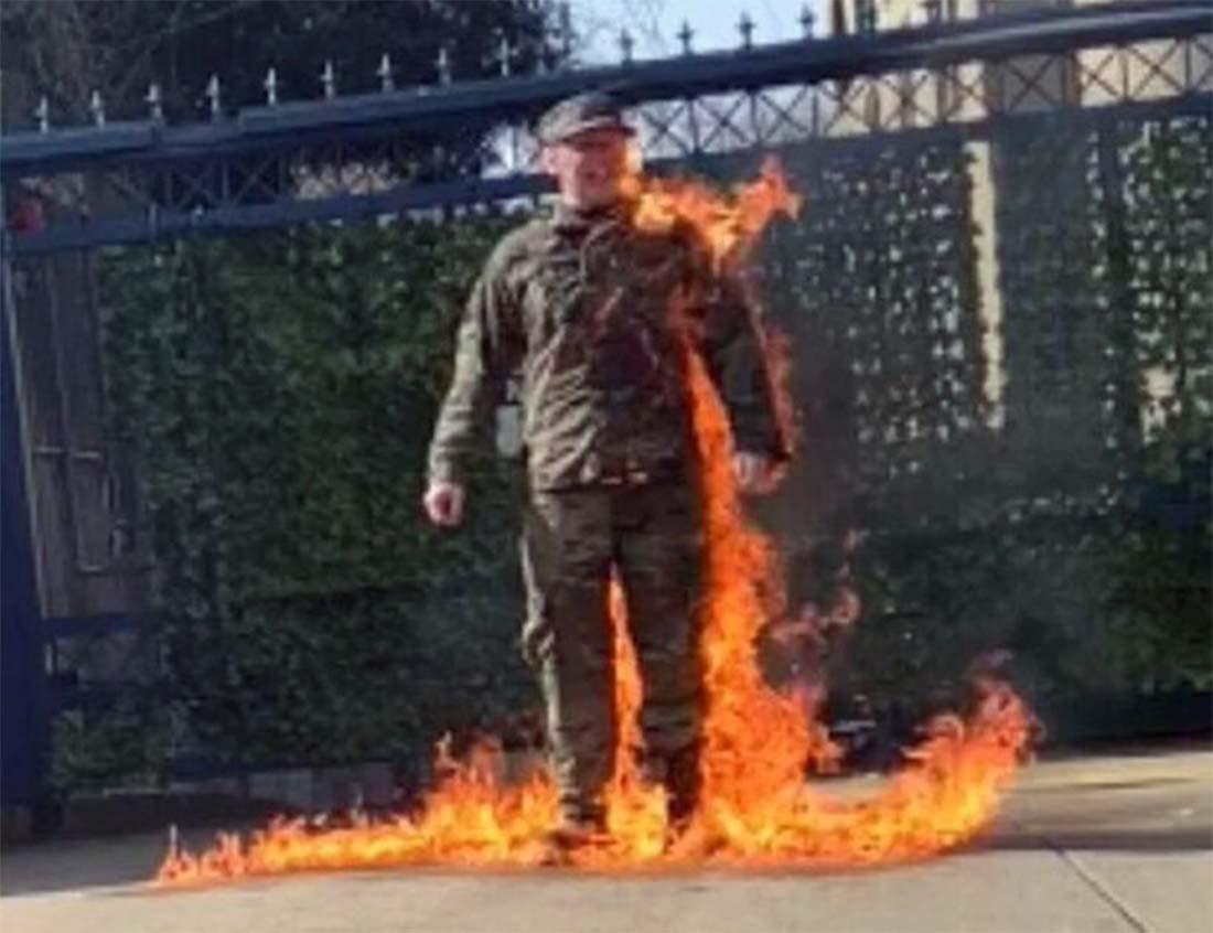 He screamed "Free Palestine"