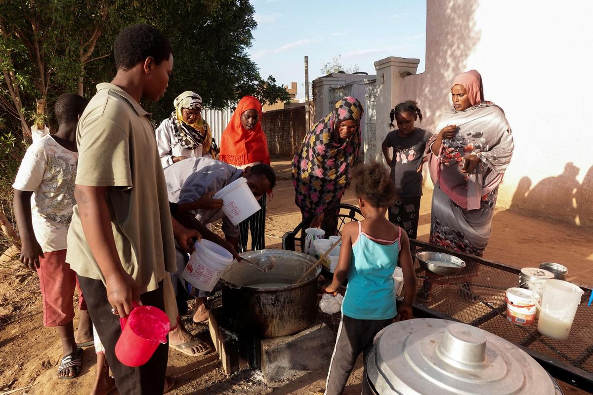 السودانيون يعانون في التشاد بسبب قلة المساعدات