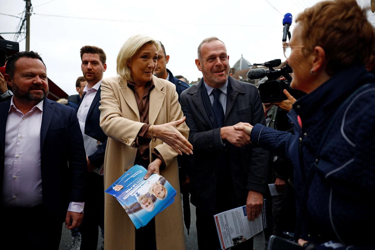صعود اليمين المتطرف في فرنسا يخلق أزمة في أوروبا