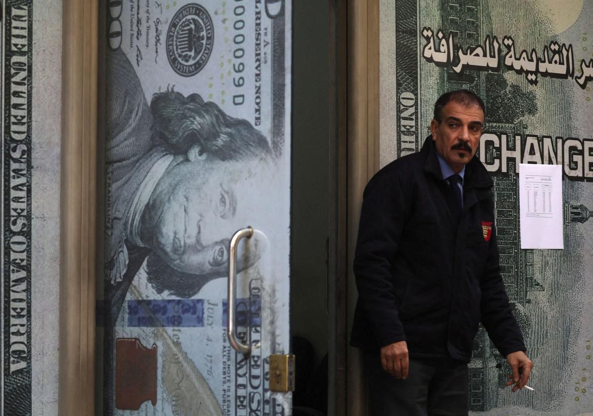 مصر تحاول تعويض تراجع عملتها الوطنية