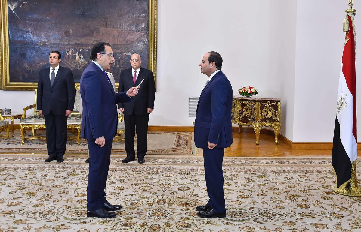 تحديات كبيرة أمام حكومة مصطفى مدبولي الجديدة