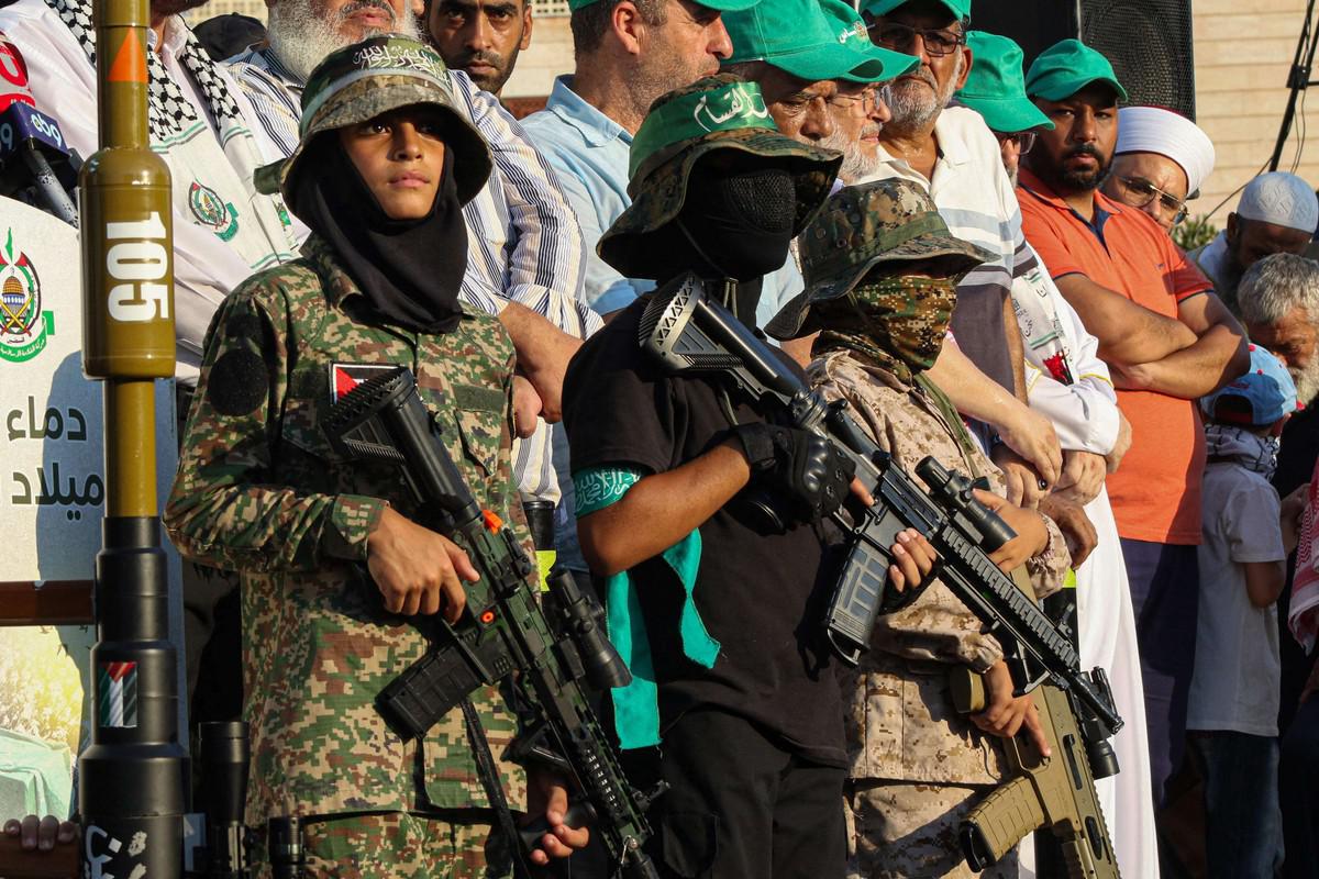 قلق وتأهب لحرب قادمة