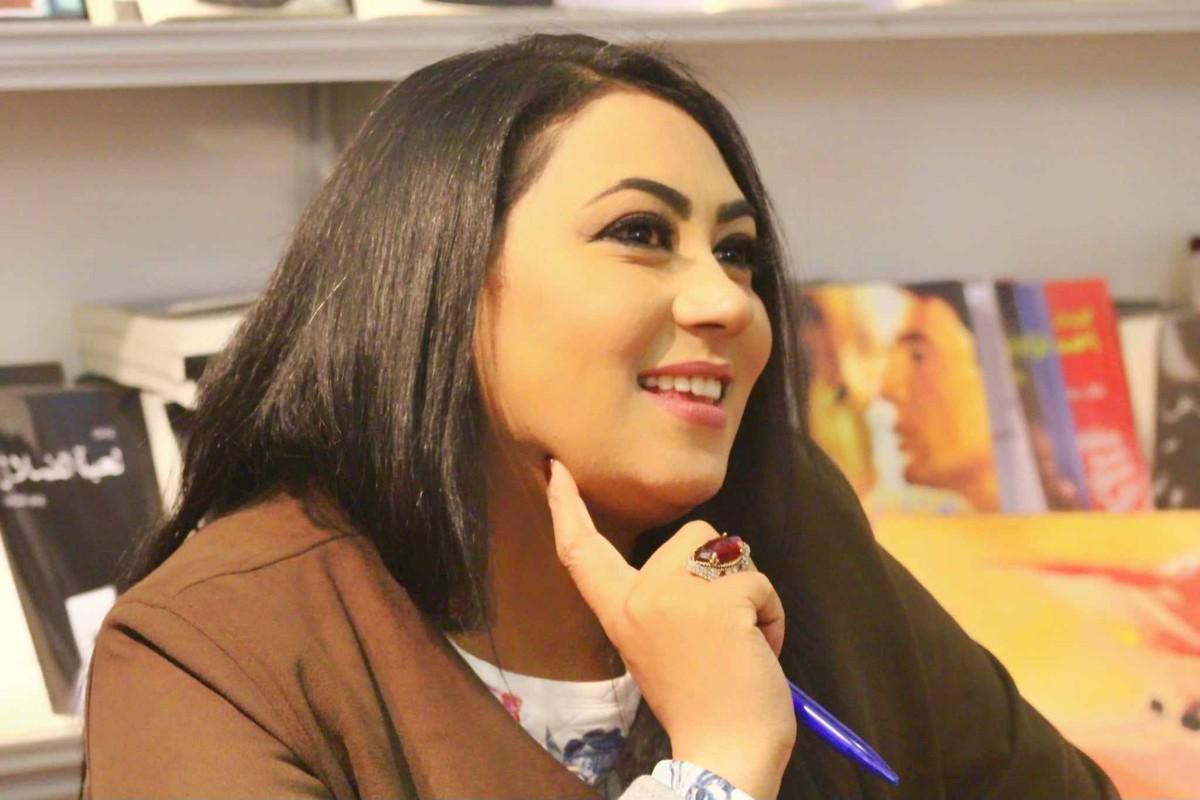 منى وفيق 