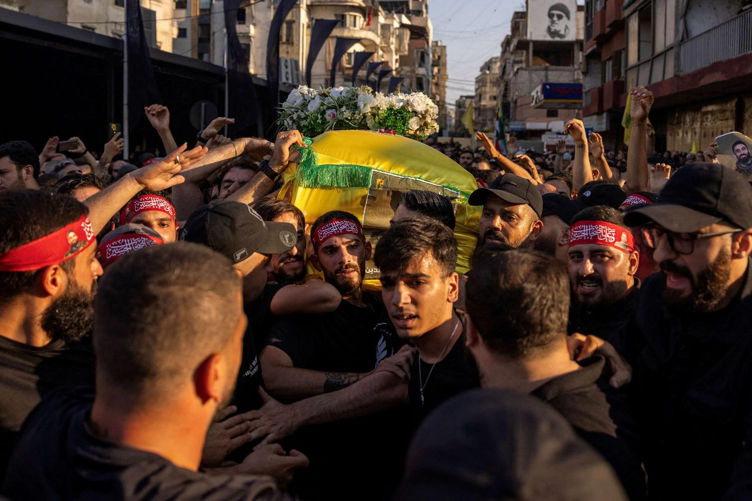 حزب الله يكتفي بنعي قادته