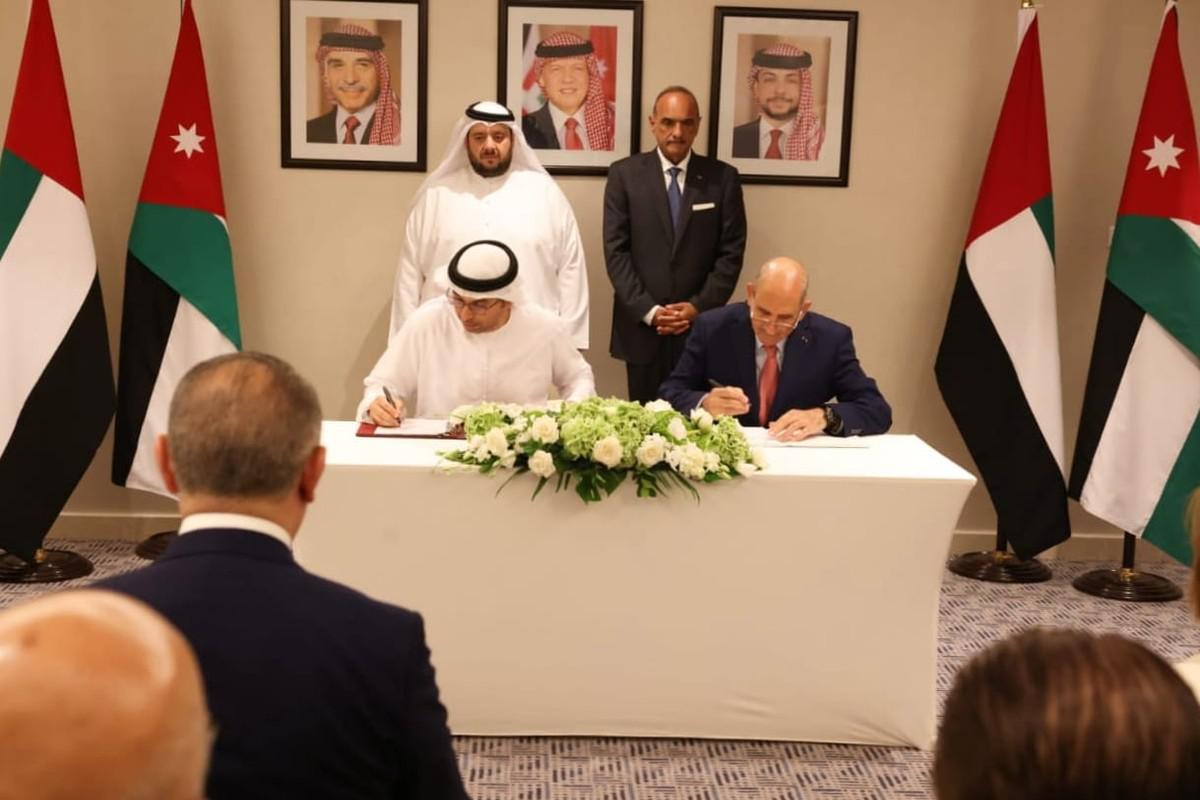 الإمارات تدفع عجلة النمو الاقتصادي بالأردن 