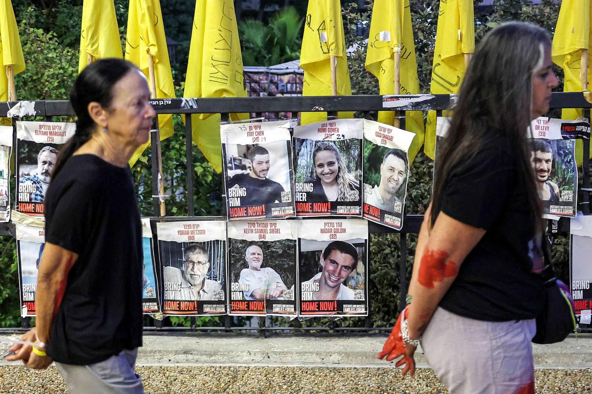 ملف الرهائن في غزة لا يزال يمثل صداعا لنتنياهو رغم محاولة تهميشه 