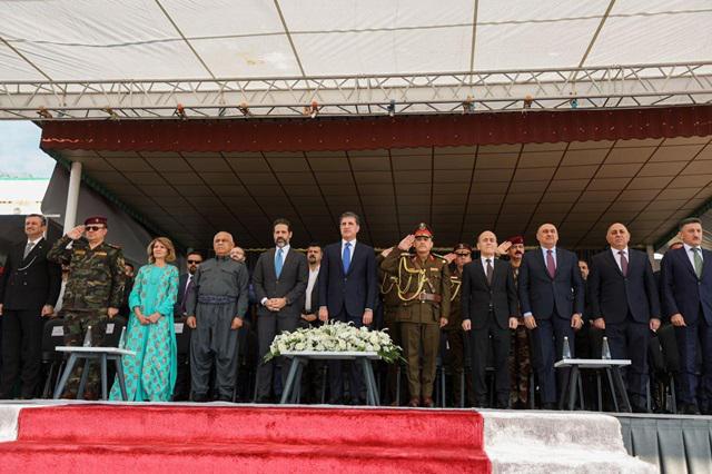 برزاني يؤكد أهمية دور البيشمركة في مكافحة الارهاب في العراق