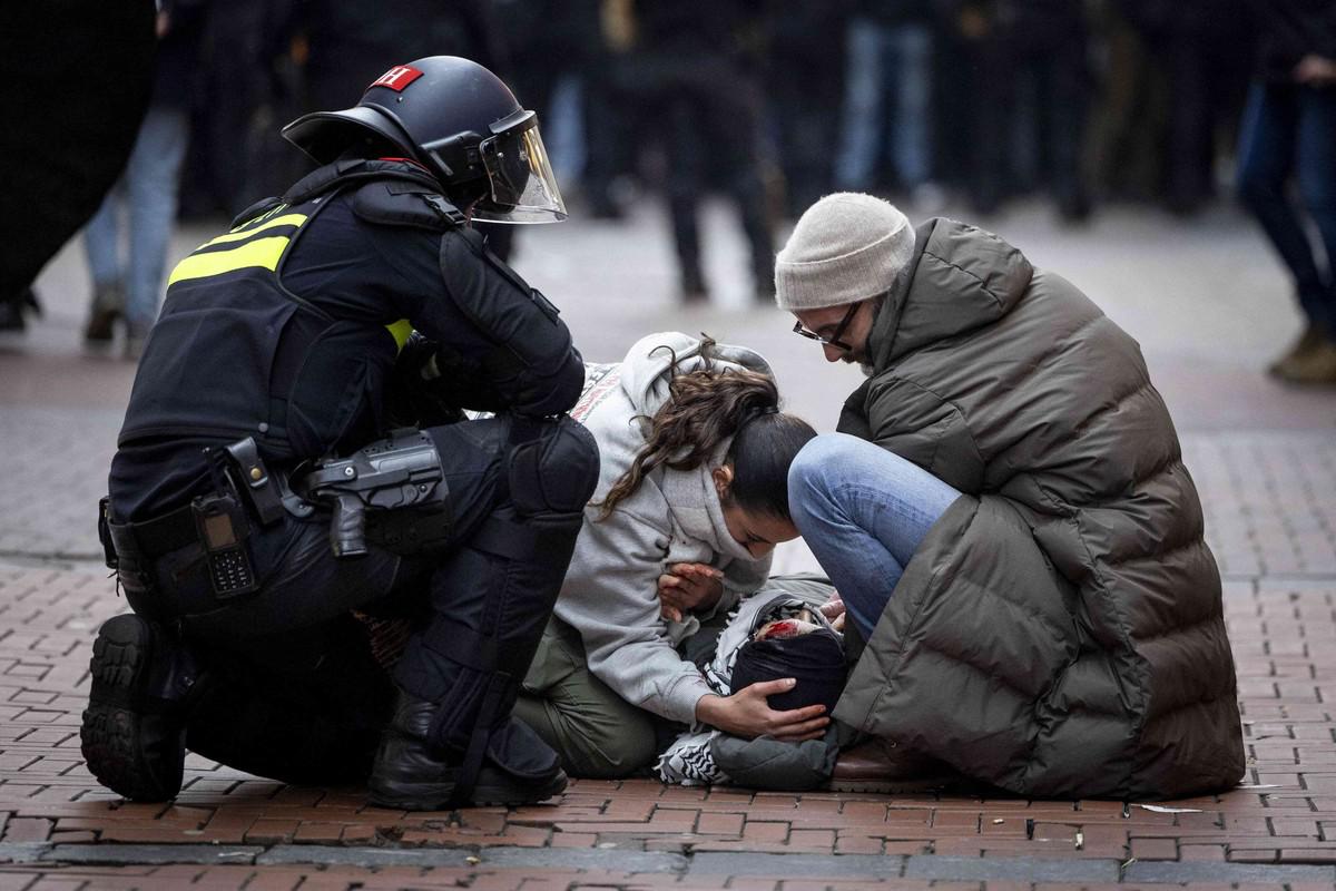 فرنسا لا تريد تكرار أحداث أمستردام