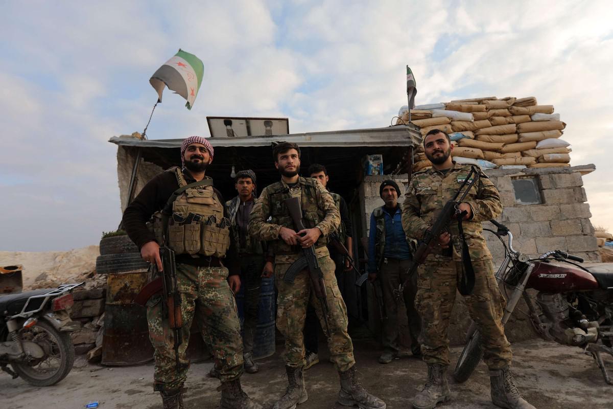 المعارضة تحقق مكاسب ميدانية في منبج 