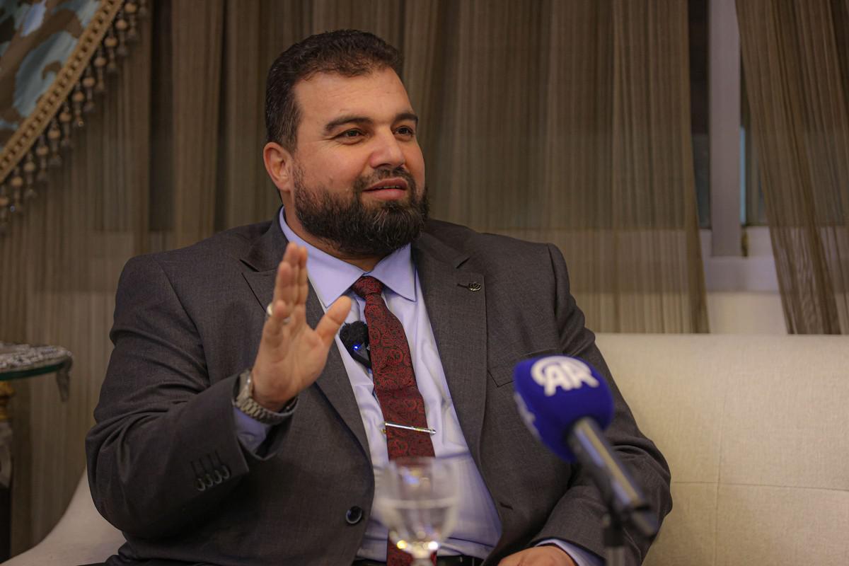 أول استقالة لمسؤول حكومي رفيع بعد سقوط الأسد