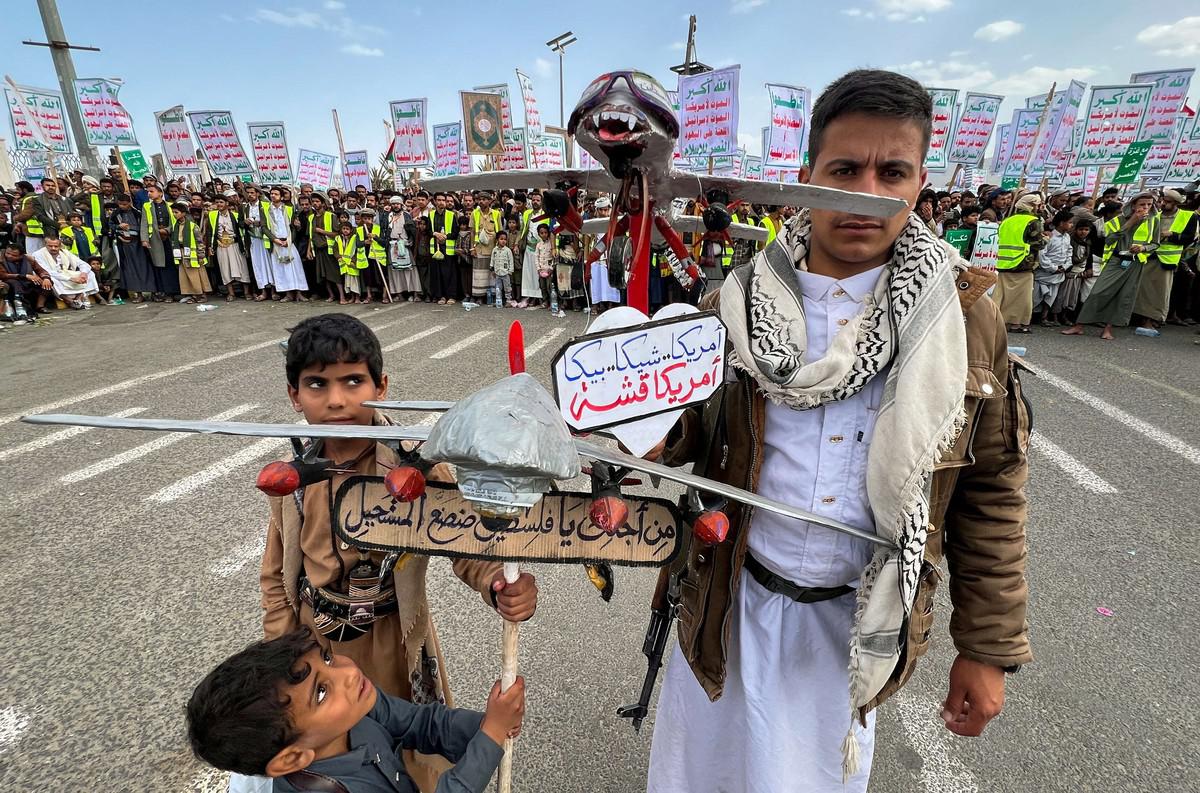خبراء شككوا في موافقة الحوثيين على المطالب الأميركية