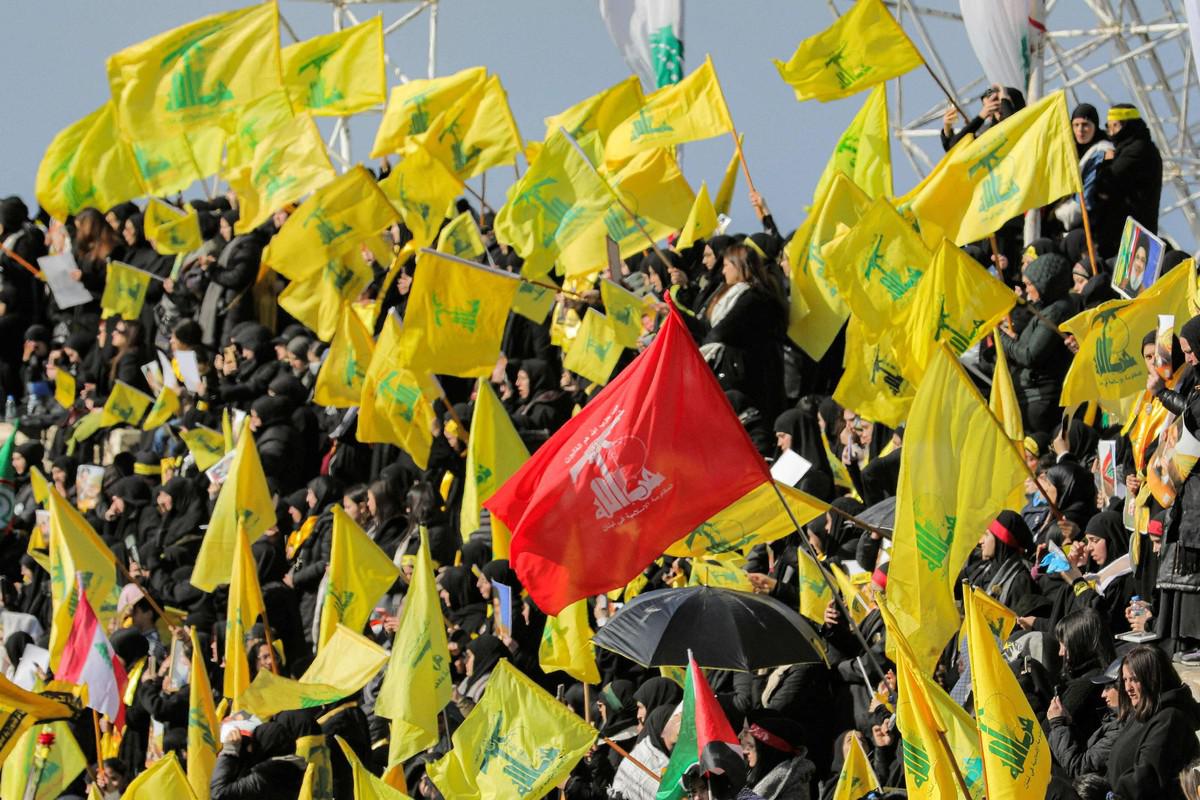 أنصار حزب الله يرفضون التسليم بنهاية تغول الجماعة  