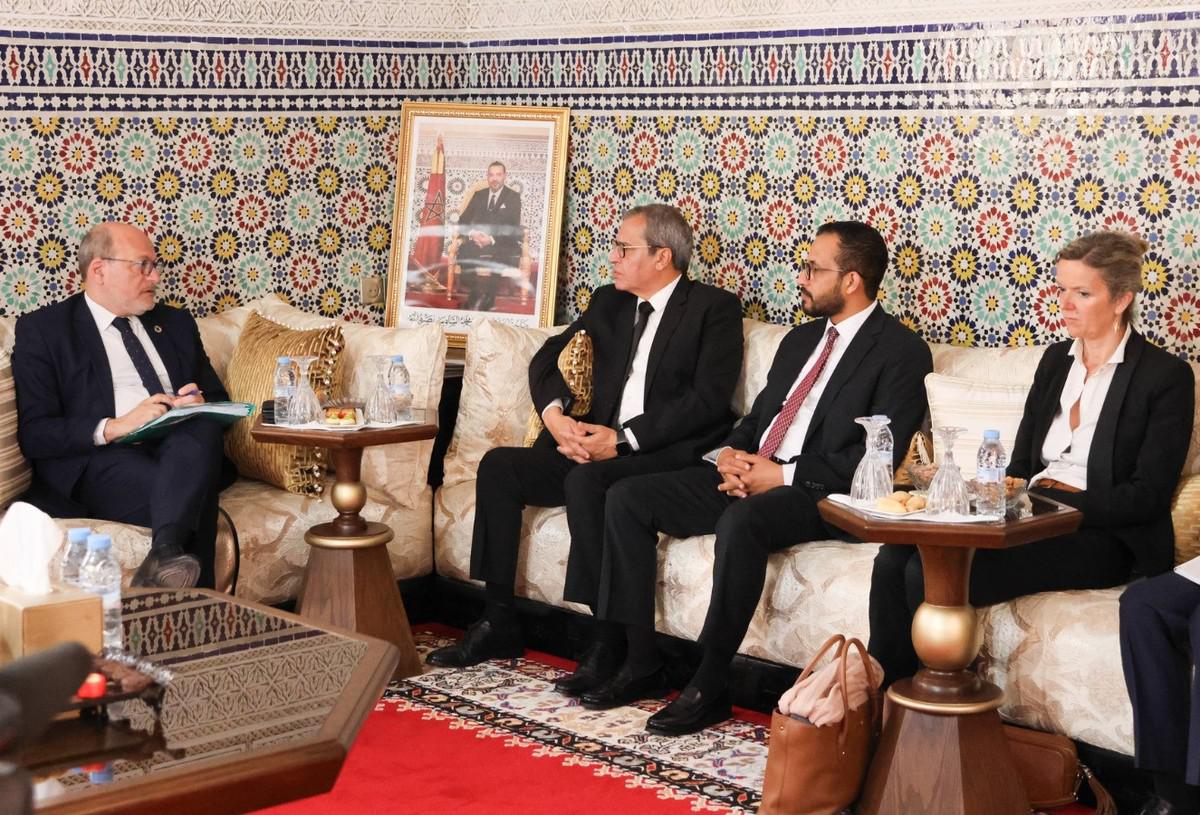 رئيس الوكالة الفرنسية للتنمية ريمي ريوالتقى خلال زيارته الرباط بمسؤولين محليين من الأقاليم الجنوبية للمملكة
