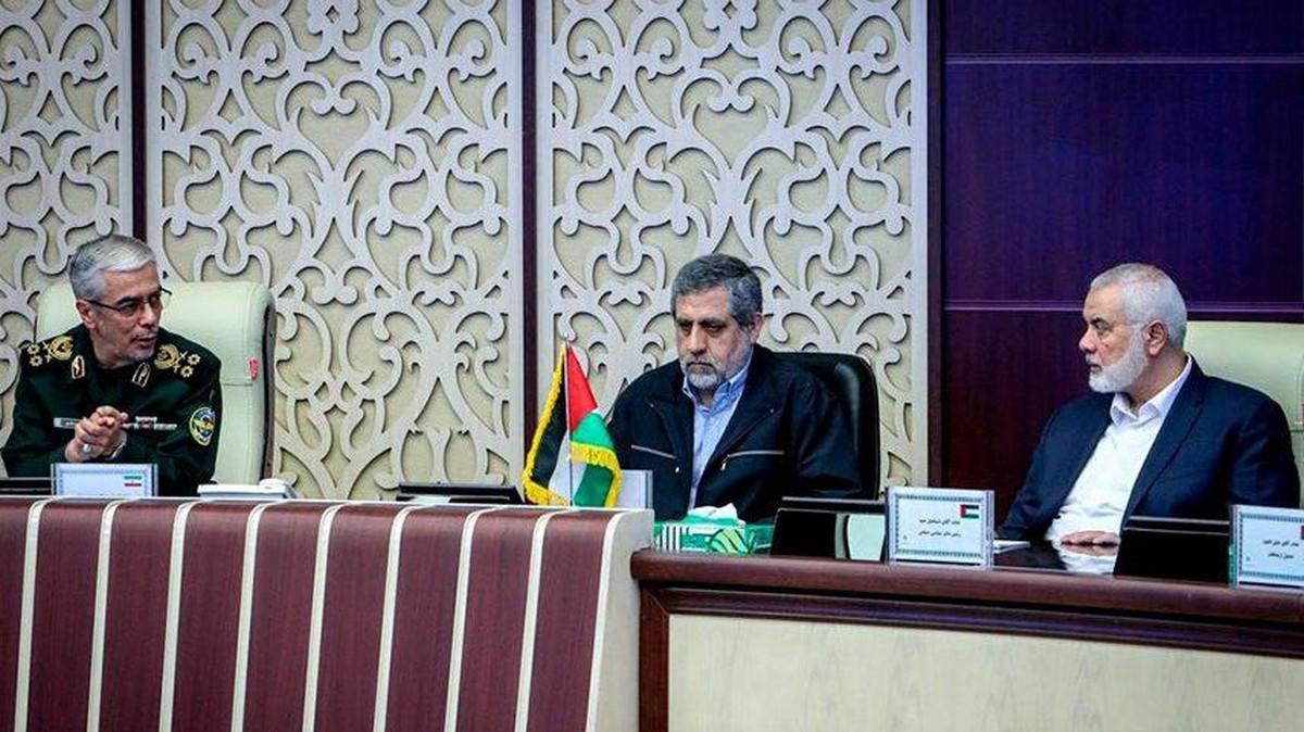 سعيد إيزادي يعتبر مهندس الظل للعلاقات بين طهران والفصائل الفلسطينية