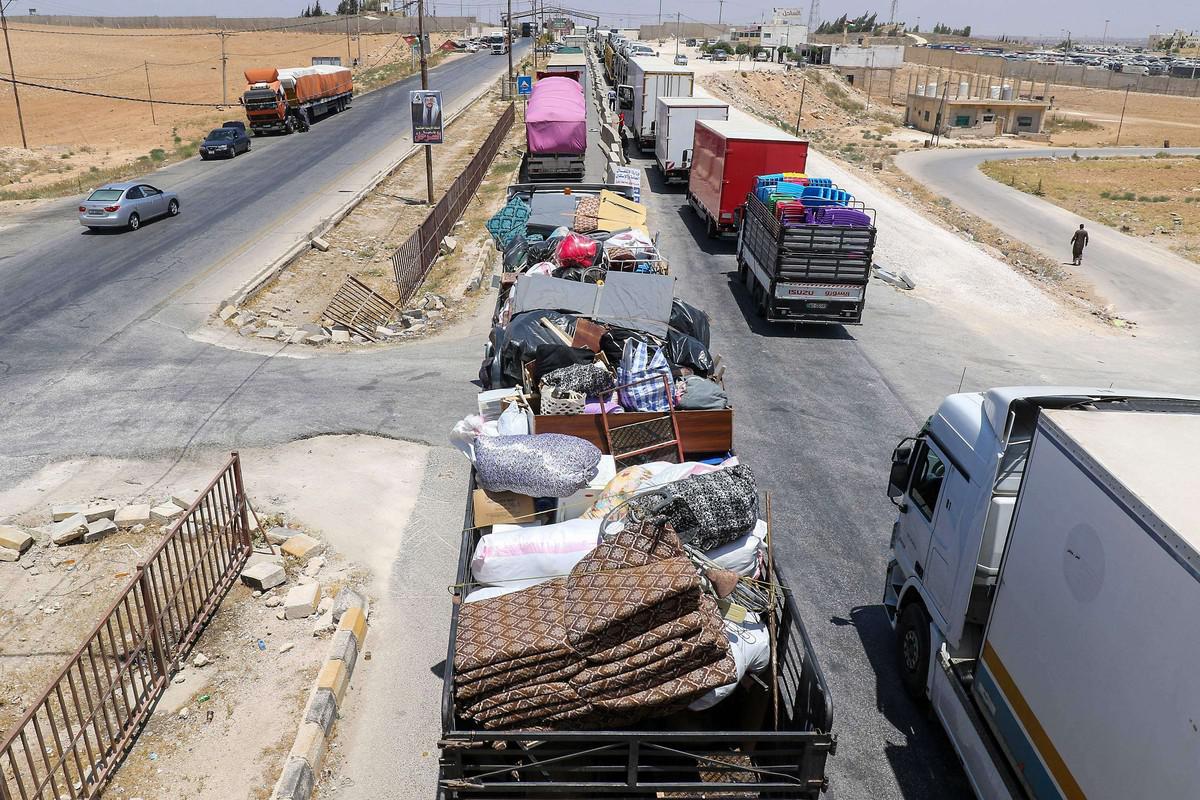 عودة تخفف الضغوط على دول الجوار
