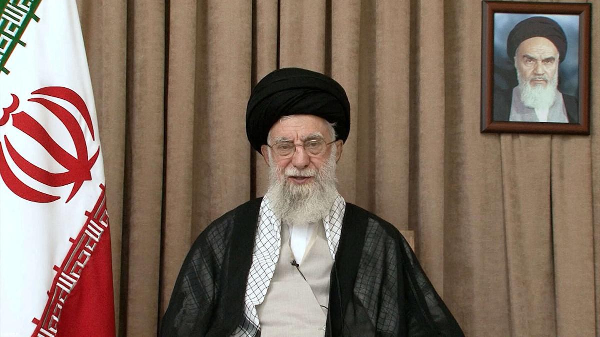 خامنئي بدا هزيلا وضعيفا وبعيدا عن قدراته الخطابية المعتادة