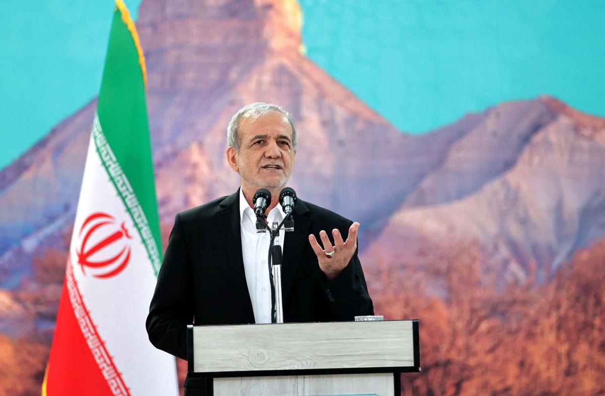 الكرة في ملعب طهران