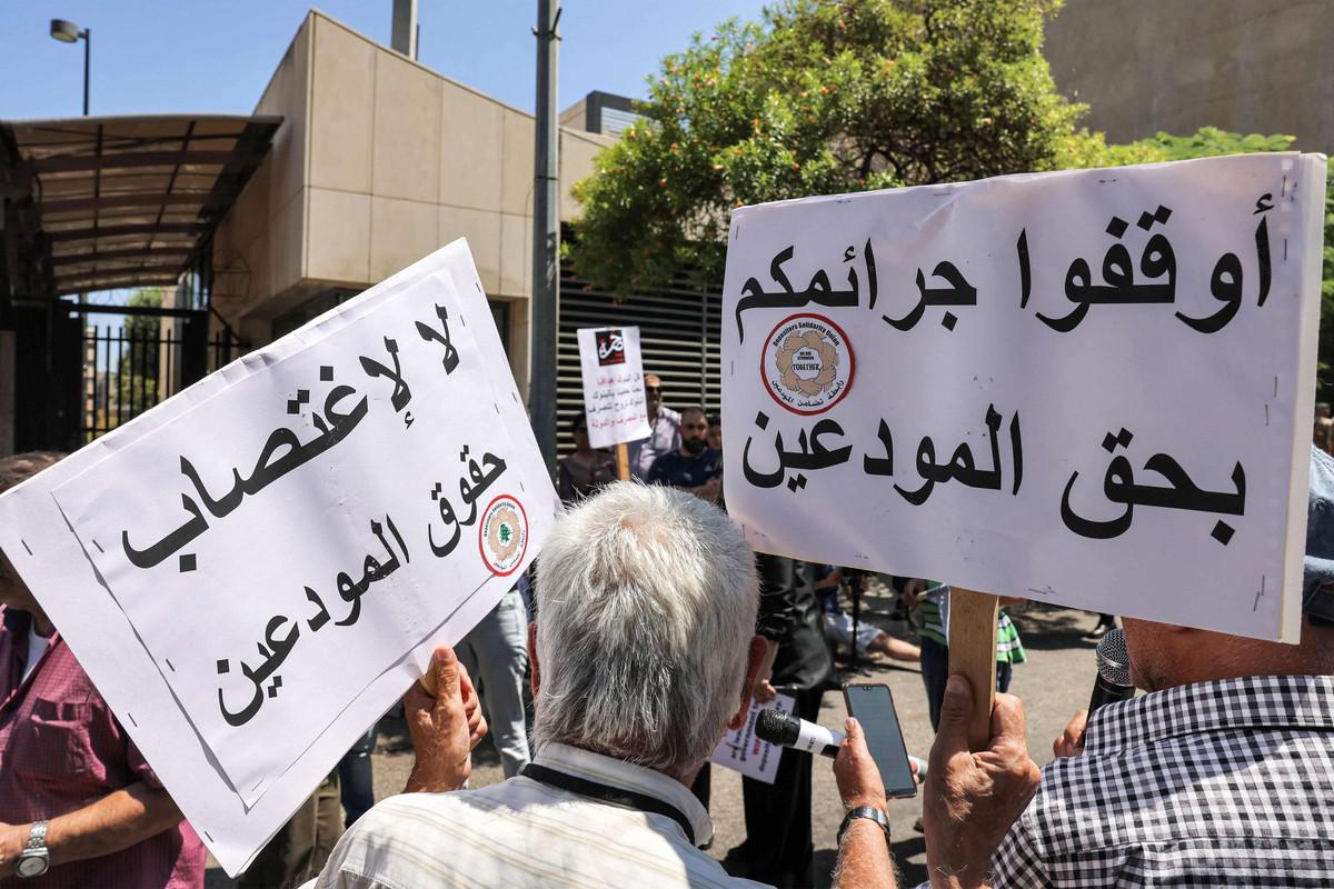 الإصلاحات لم تهدئ الغضب الشعبي تجاه البنوك اللبنانية 