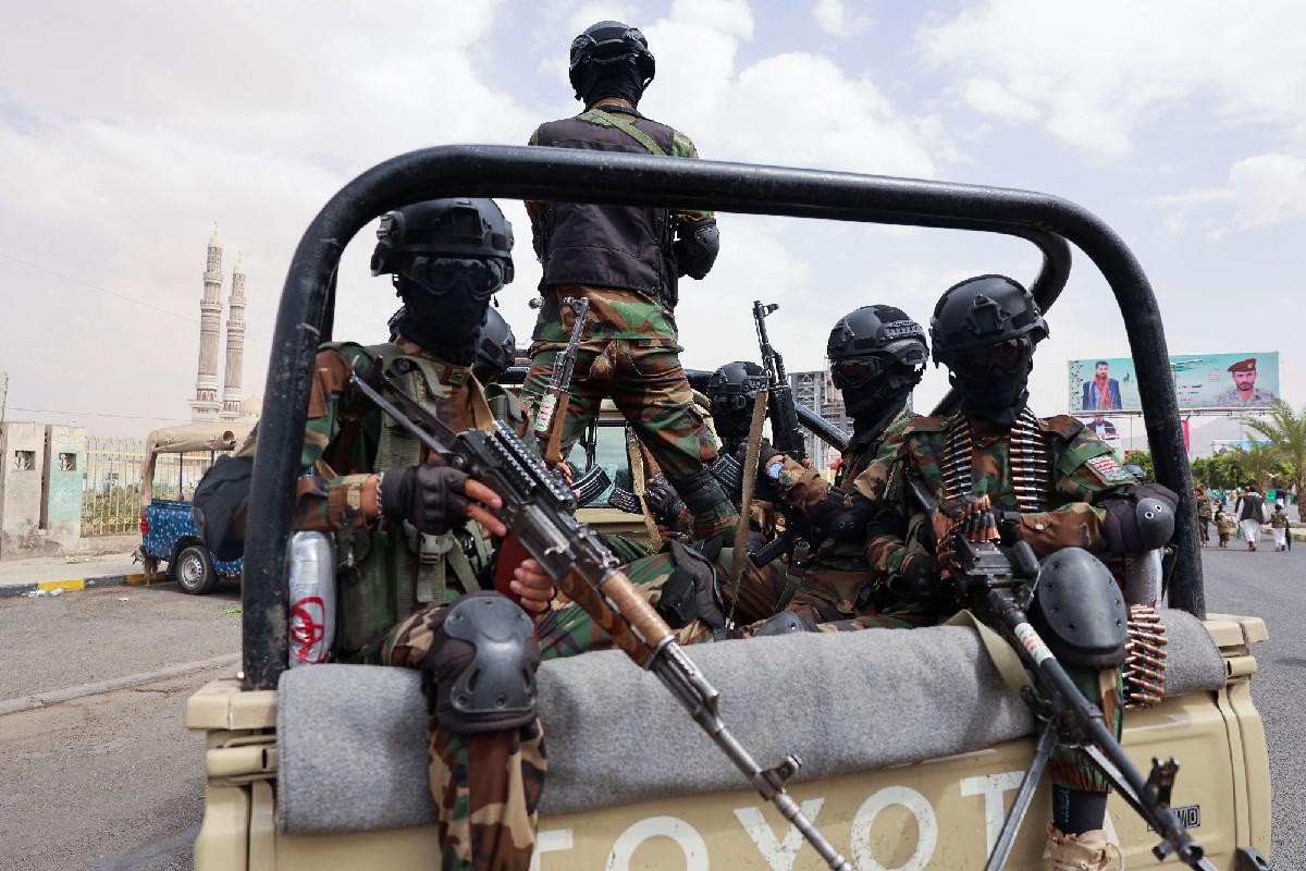 الحوثيون يعودون لسياسة استعراض القوة في مواجهة خصومهم