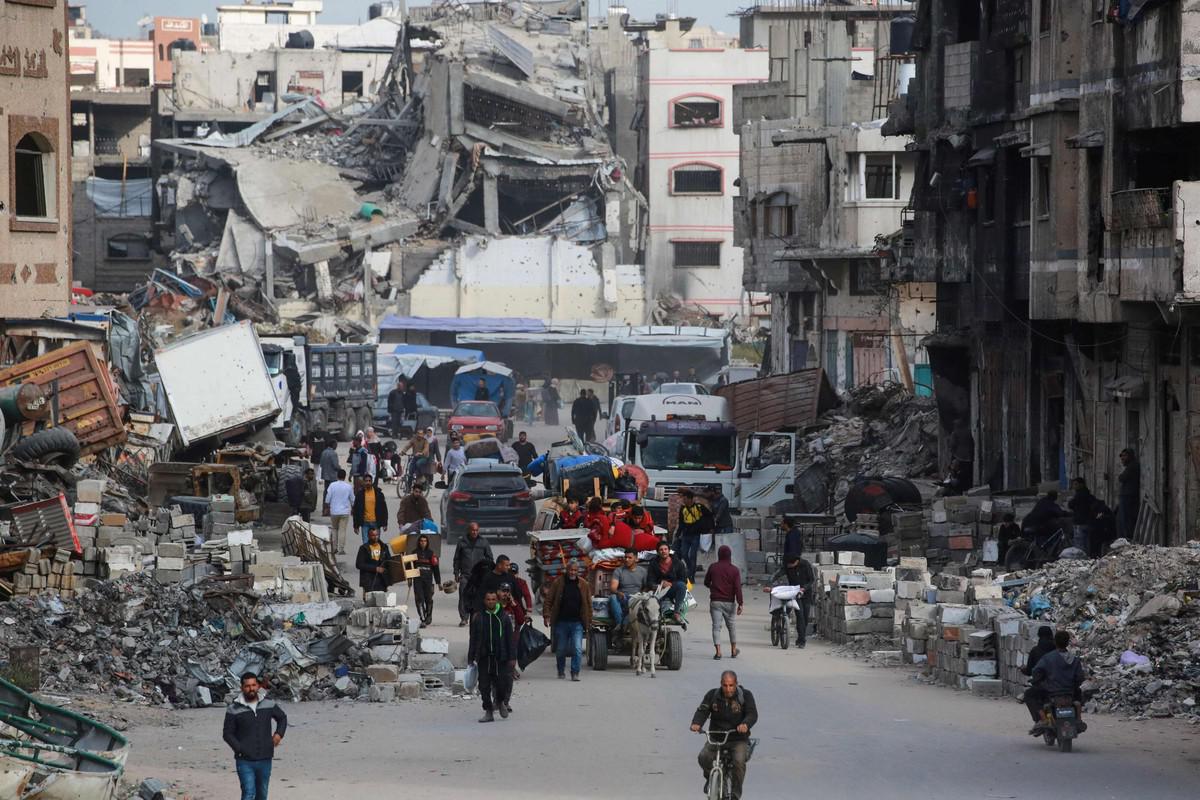 تجويع وتدمير غزة وصمة عار في جبين الانسانية