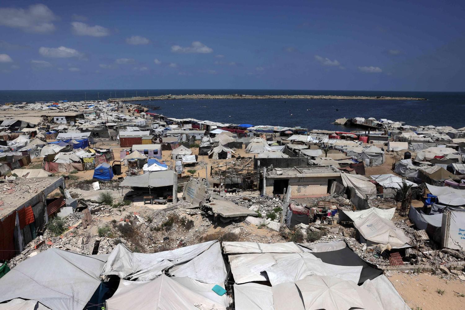 حفاظا على أمن السكان أم تهجيرهم