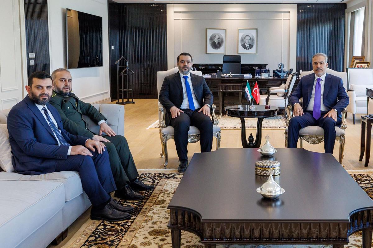 تركيا تستثمر علاقاتها مع إدارة الشرع لحماية مصالحها 