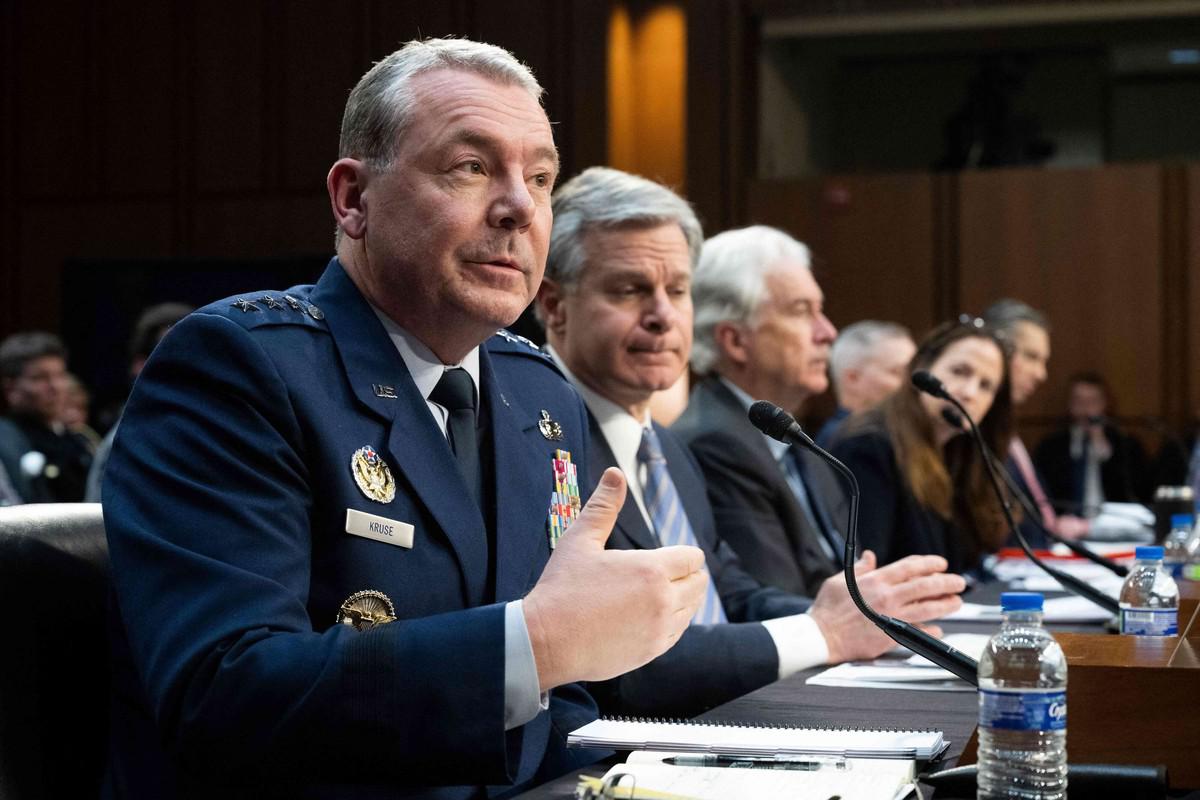 فقدان الثقة في جيفري كروس 