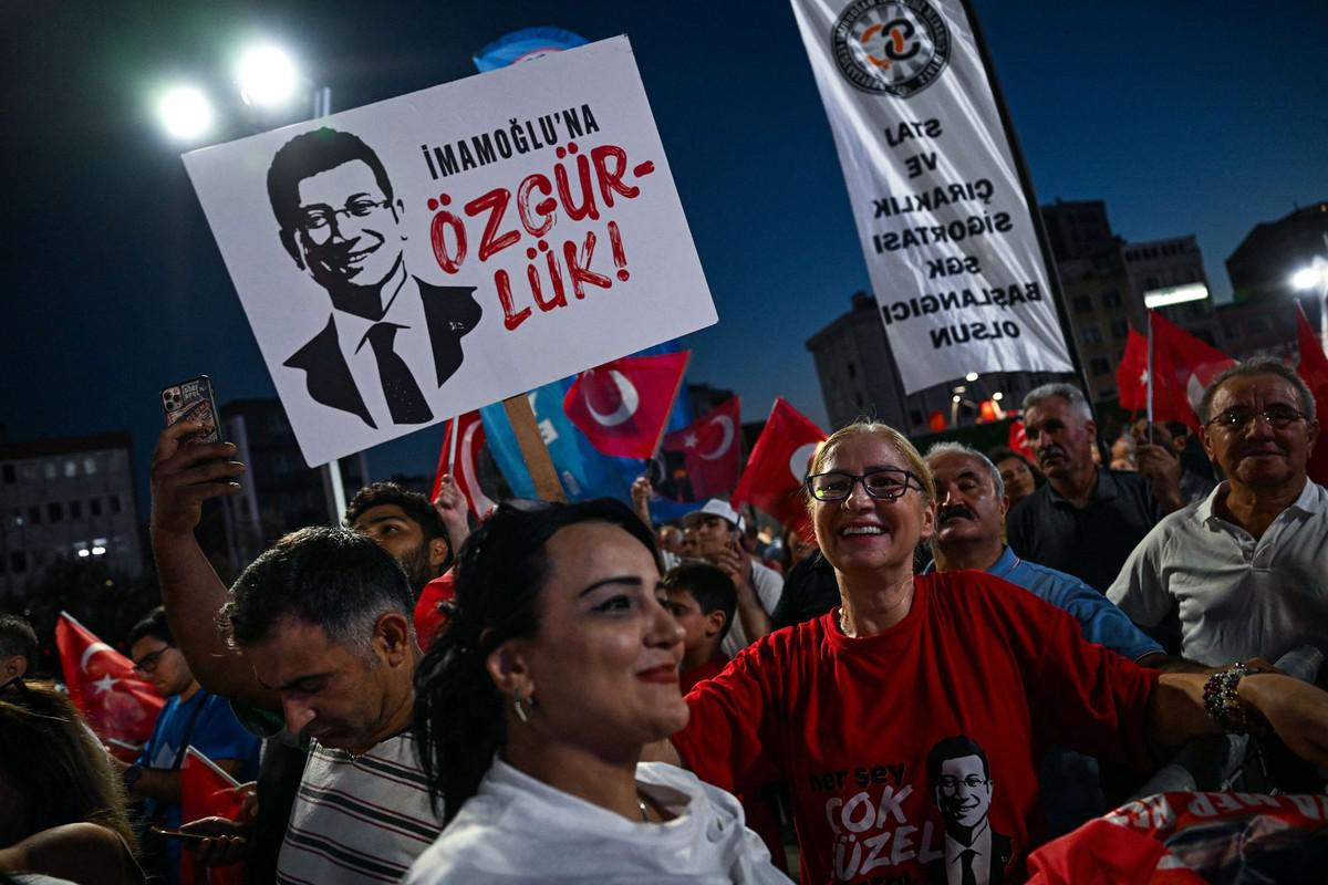 ضغوط كبيرة من السلطة التركية للضغط على المعارضة