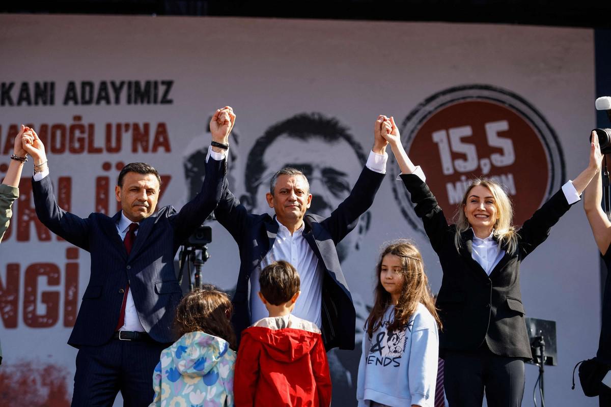 شخصيات معارضة تمثل كابوسا لأردوغان