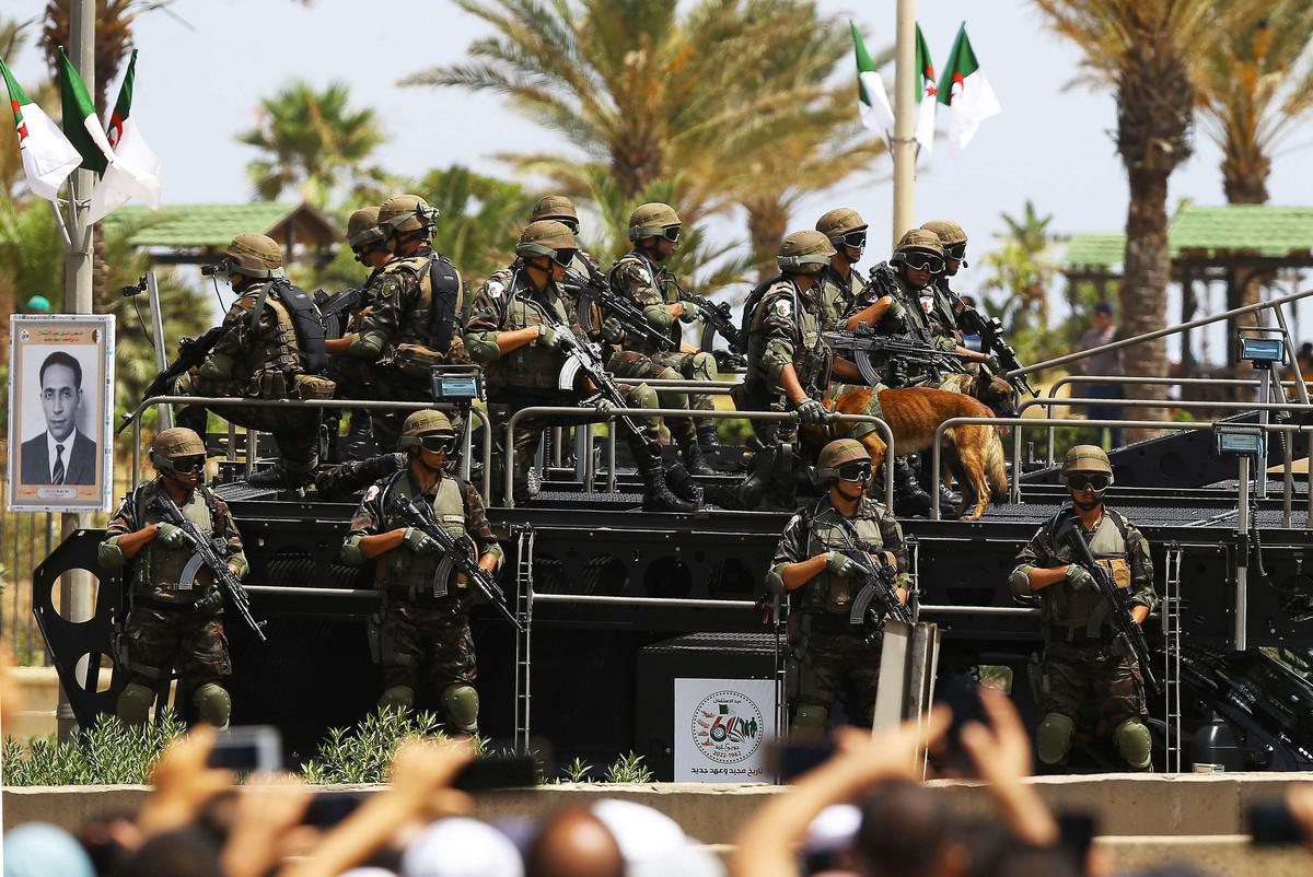 القضية تسلط الضوء على الخصومات بين قادة الجيش الجزائري