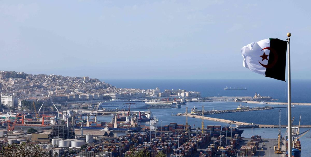 المشاريع الكبرى في الجزائر تحتاج إلى رقابة مكثفة