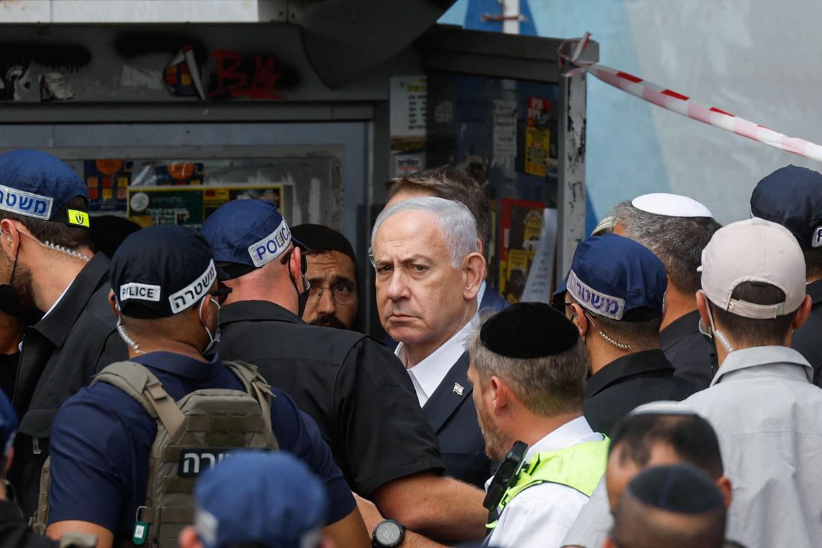 الهجوم استهدف حافلة إلى جانب أهداف أخرى