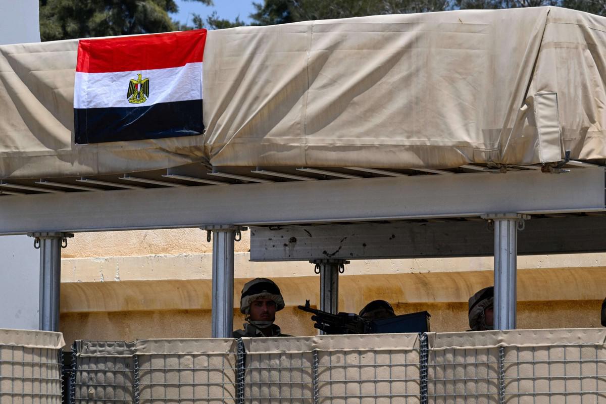 اتهامات متبادلة بين القاهرة وتل أبيب بغلق معبر رفح  