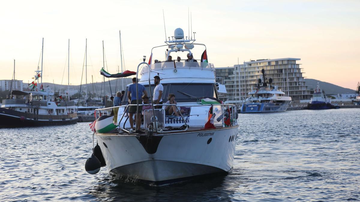 رسالة تضامن محفوفة بالمخاطر 