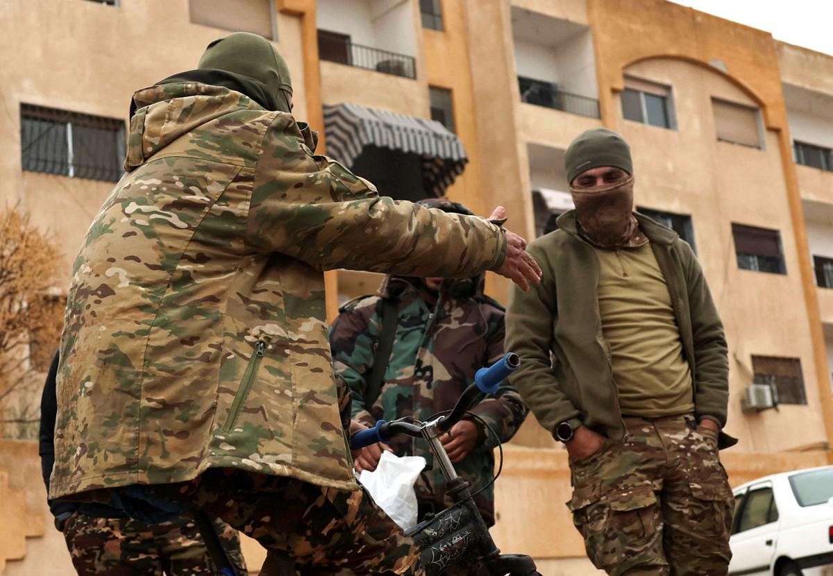 الحكومة السورية تبذل جهودا مكثفة لضبط الأمن في البلاد