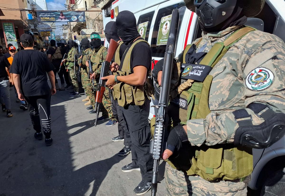 سلاح حماس معضلة تربك اتفاق وقف اطلاق النار