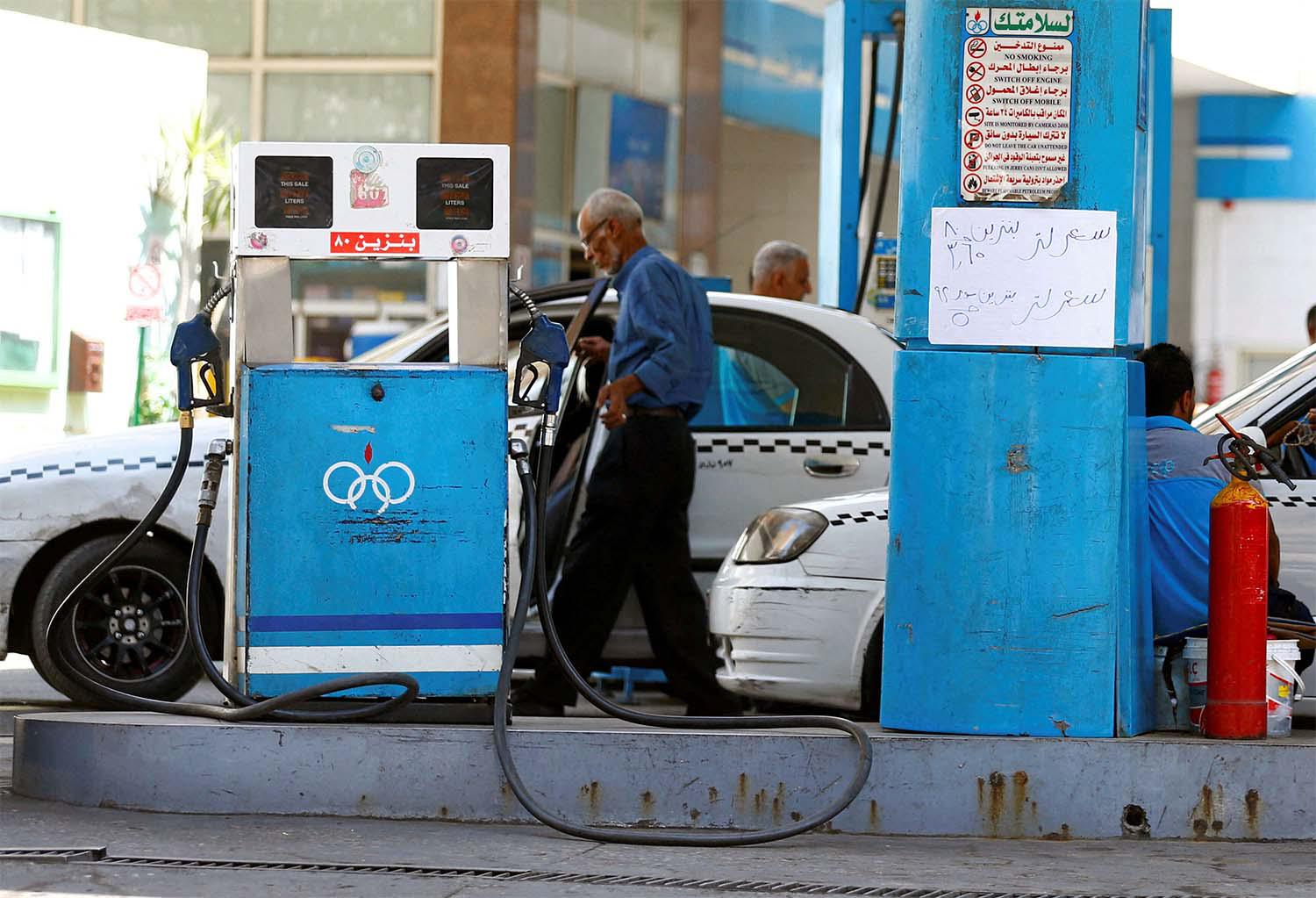The government will freeze domestic fuel prices for at least a year