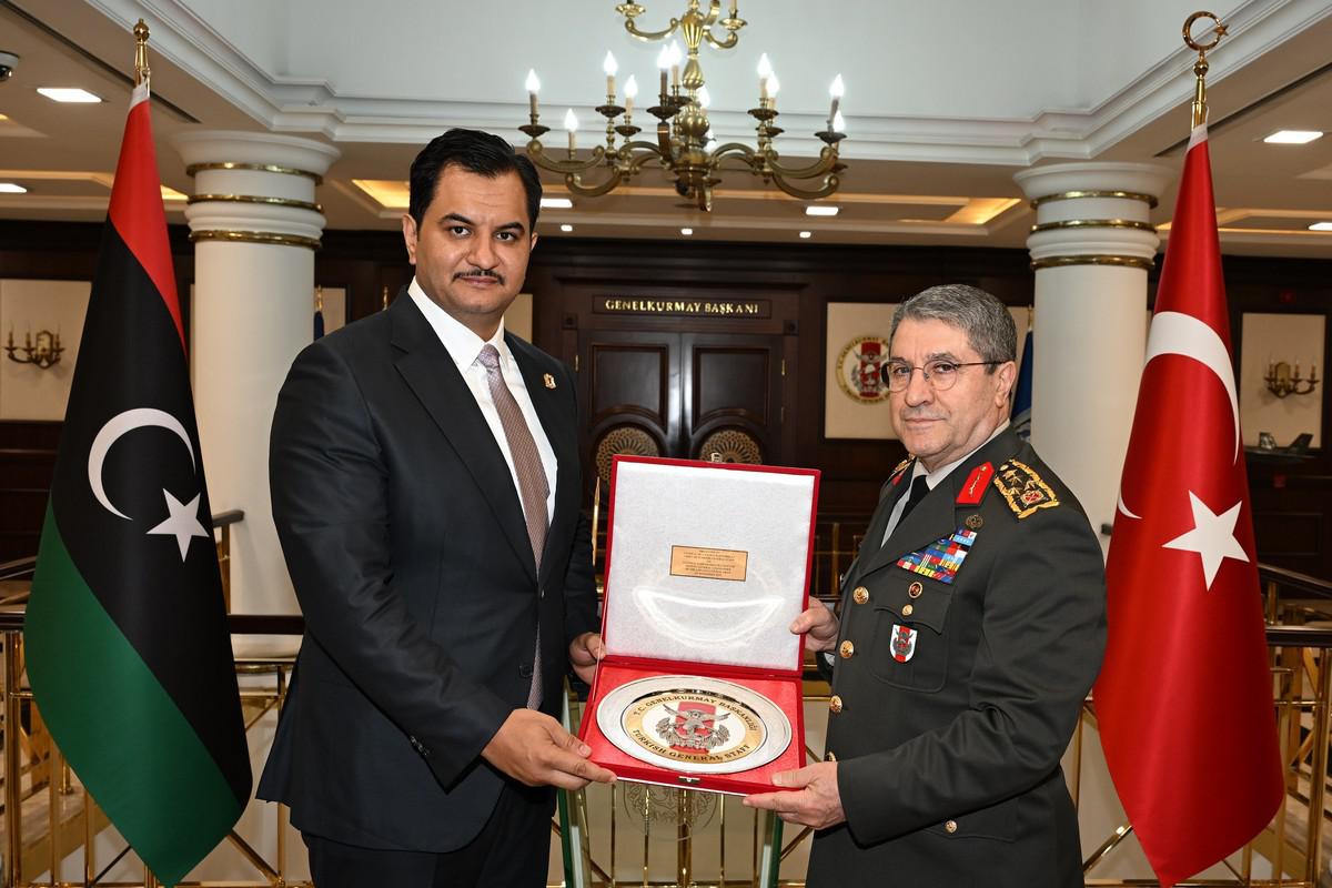 أنقرة تعترف بقوة الشرق الليبي