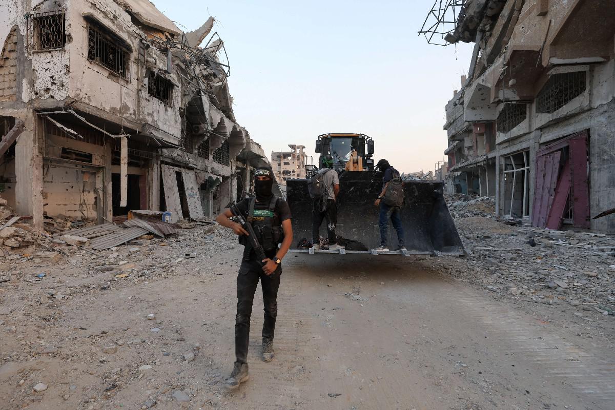 الدمار في غزة يصعب العثور على رفات الأسرى