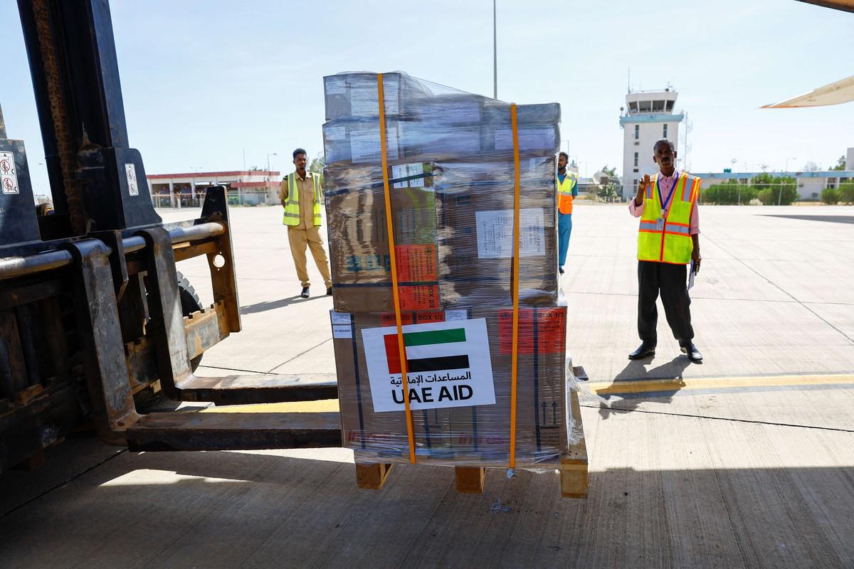 الإمارات ملتزمة بدعم الشعب السوداني