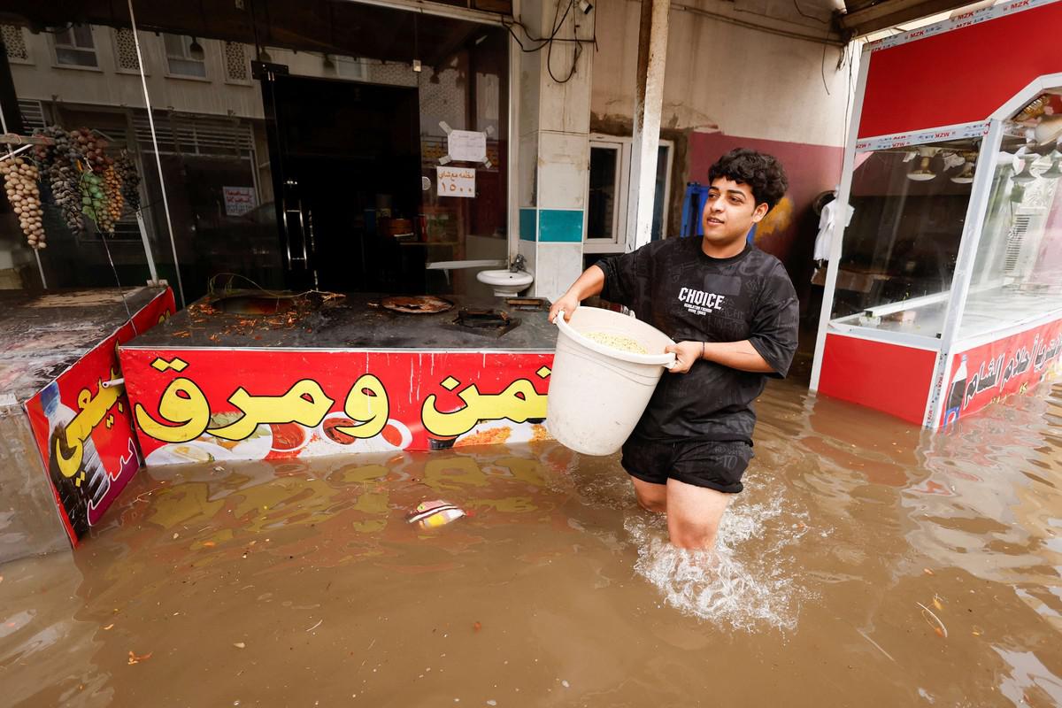 أمطار غزيرة طال انتظارها 