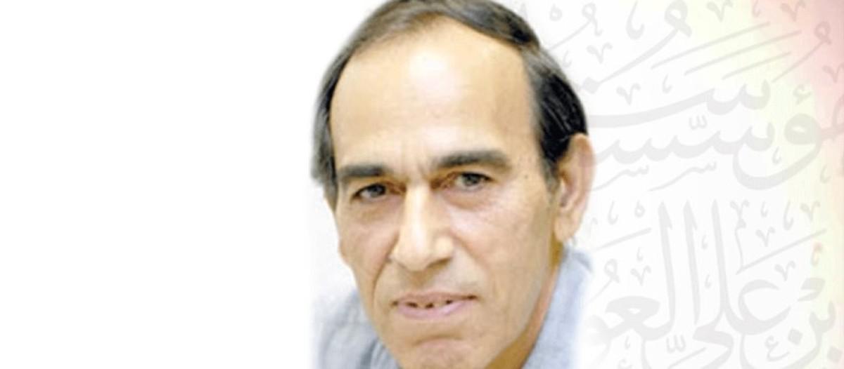 الكاتب يسلط الضوء على قضايا وظواهر فكرية