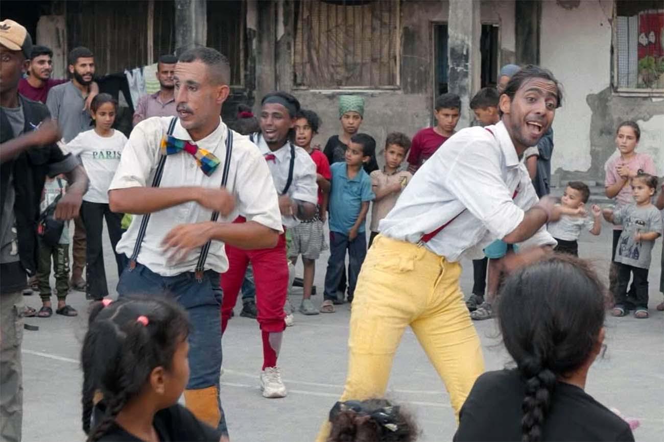 One More Show': A circus of defiance and laughter in Gaza's ruins | MEO