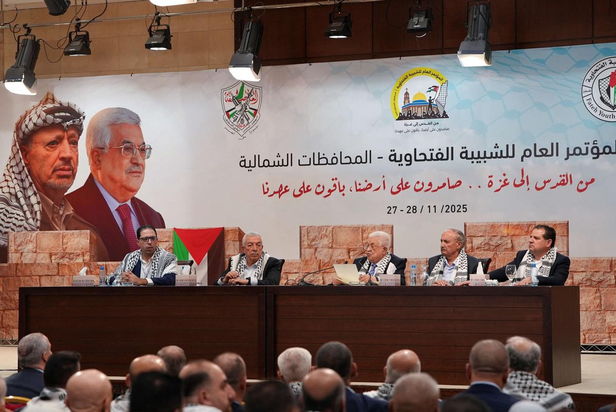 لا يعرف ان كان قرار تصعيد المقاومة الشعبية يشمل المقاومة المسلحة