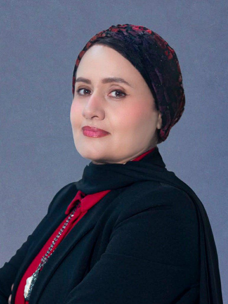 الكاتبة نجلاء العمري