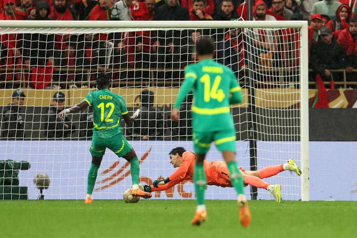 الحظ يرجح كفة  أسود التيرانغا