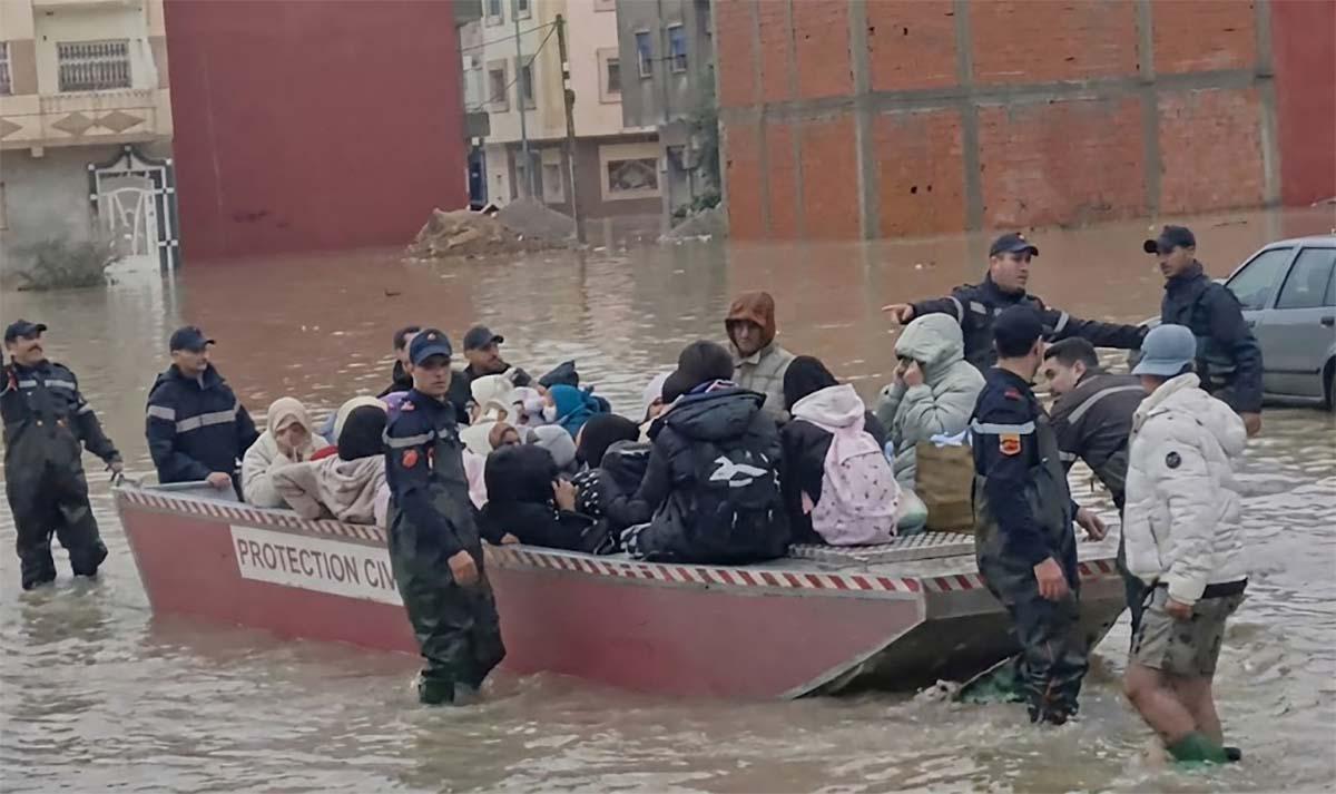 Ceaseless efforts from the civil protection to ensure the inhabitants' safety