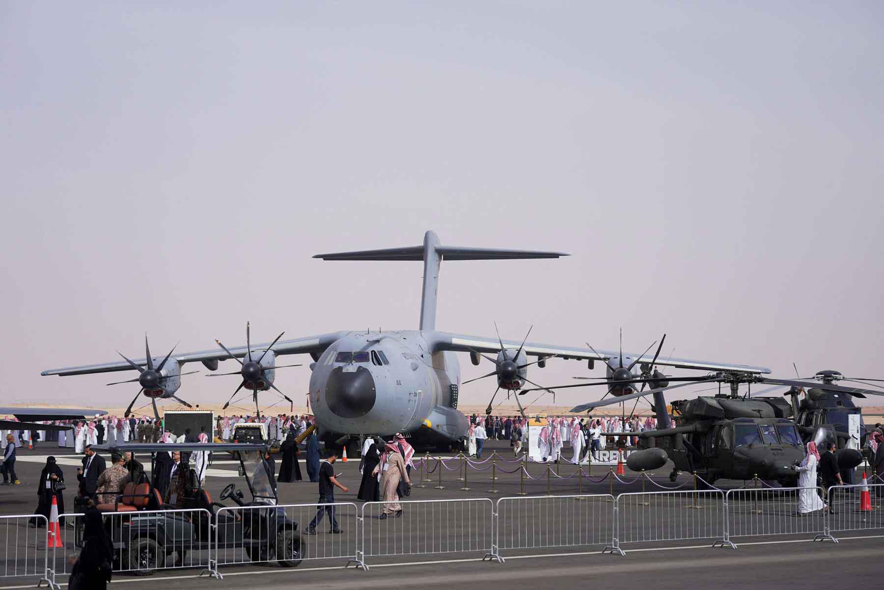 Strong international turnout