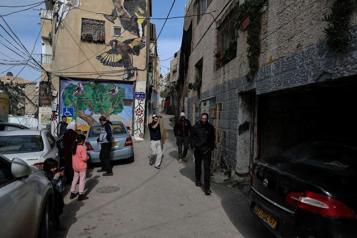 اسرائيل تريد تغيير هوية القدس بشقيها